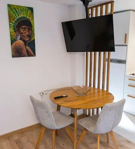 Center Διαμέρισμα *